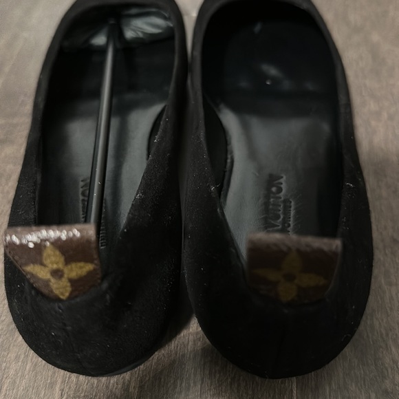 Louis Vuitton suede black flats - Picture 3 of 6